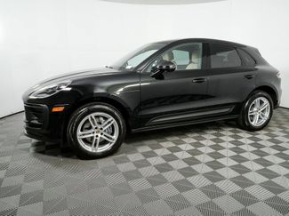 Certified 2025 Porsche Macan video 2