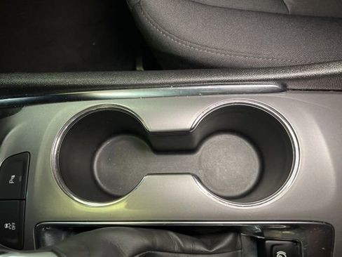 Used 2024 Chevrolet Malibu LT image 25