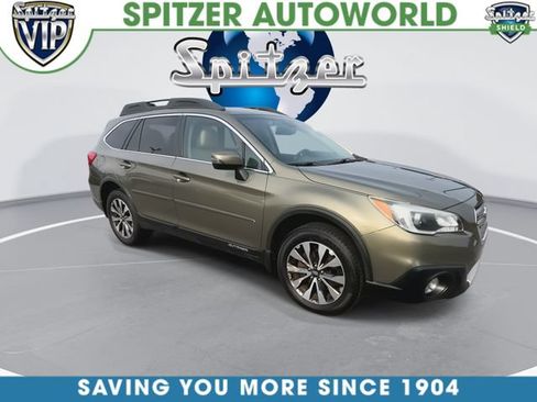 Used 2016 Subaru Outback 2.5i Limited AWD/4WD image 2