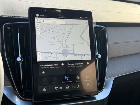 New 2026 Volvo XC90 T8 Plus w/ Protection Package Premier image 3