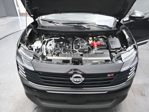 New 2026 Nissan Kicks SR image 17