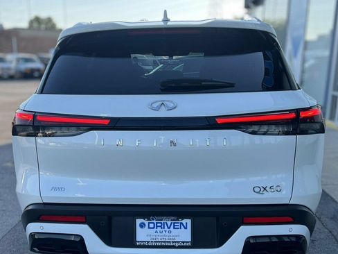 Used 2024 INFINITI QX60 Luxe w/ Vision Package AWD/4WD image 5