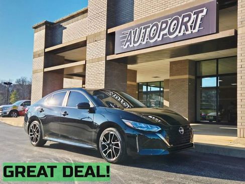 Used 2024 Nissan Sentra SR image 1