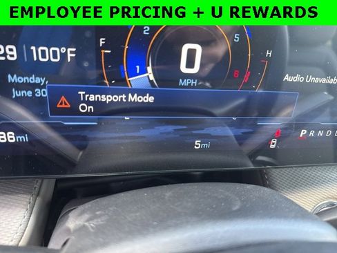 New 2026 Chevrolet Equinox LT w/ Convenience Package II image 2