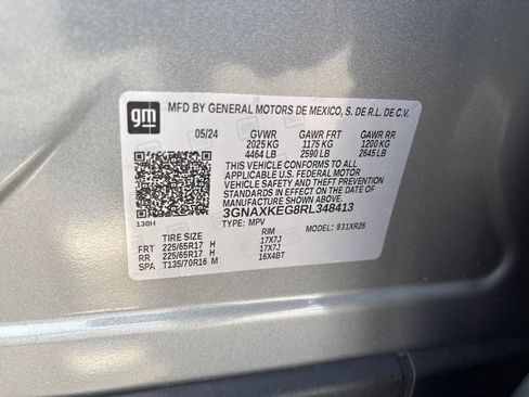 Used 2024 Chevrolet Equinox LT FWD image 23