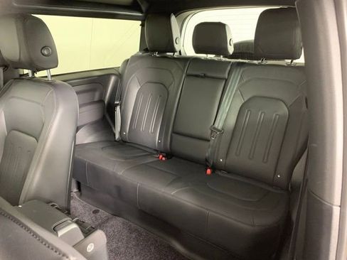 Used 2022 Land Rover Defender 90 S AWD/4WD image 27