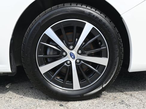 Used 2019 Subaru Impreza 2.0i Premium AWD/4WD image 34