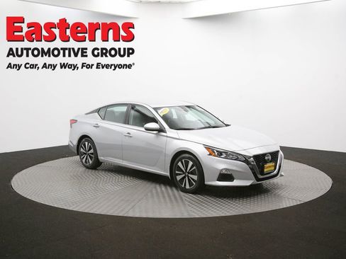 Used 2022 Nissan Altima 2.5 SV image 48