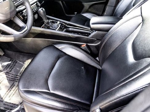 Used 2024 Jeep Compass Limited image 14