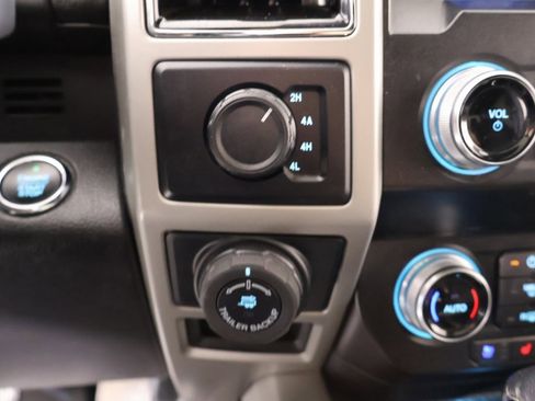 Used 2019 Ford F150 Lariat w/ Equipment Group 502A Luxury image 10