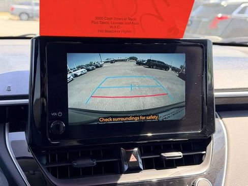 Used 2026 Toyota Corolla Cross LE FWD image 20
