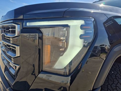 New 2026 GMC Sierra 2500 AT4 w/ AT4 Premium Plus Package AWD/4WD image 31