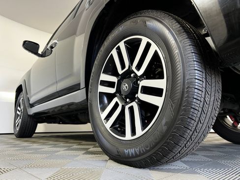 Used 2023 Toyota 4Runner Limited RWD image 32