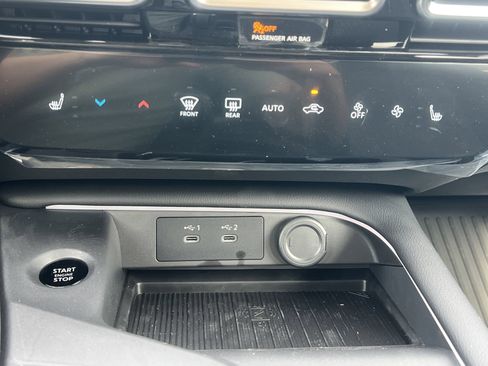 New 2026 Nissan Sentra SV FWD image 7