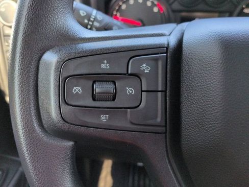 Used 2025 Chevrolet Silverado 1500 Custom Trail Boss AWD/4WD image 22