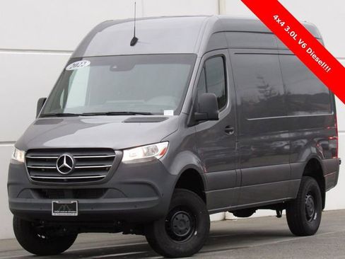 Used 2022 Mercedes-Benz Sprinter 144 Cargo image 1