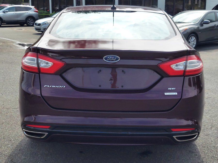 Used 2013 Ford Fusion SE FWD image 5