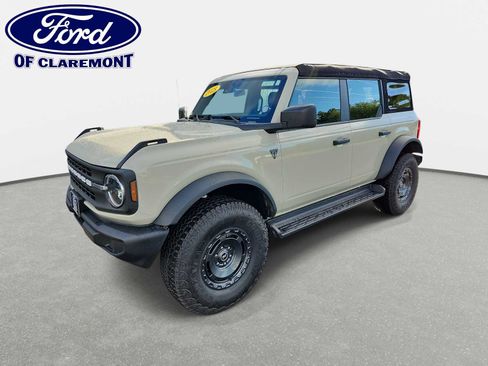 Used 2025 Ford Bronco 4-Door w/ Sasquatch Package AWD/4WD image 1
