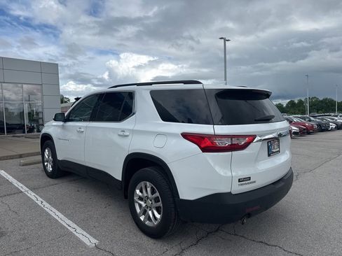 Used 2021 Chevrolet Traverse LT FWD image 8