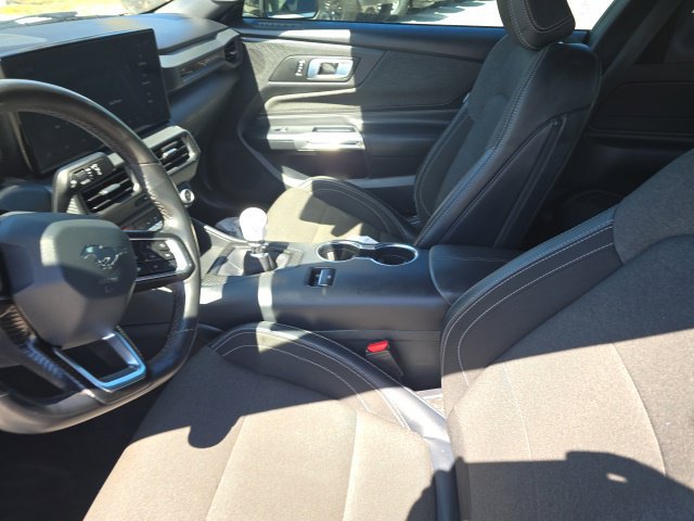 Used 2024 Ford Mustang GT RWD image 10