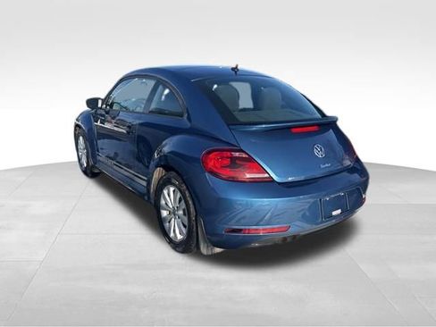 Used 2018 Volkswagen Beetle 2.0T S image 3