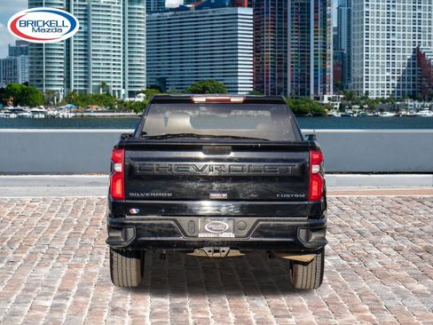 Used 2021 Chevrolet Silverado 1500 Custom AWD/4WD image 3