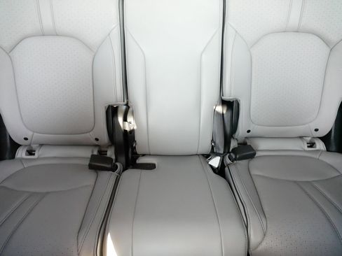 Certified 2024 Honda Pilot Elite image 13