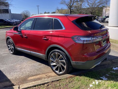 Used 2020 Lincoln Nautilus Reserve w/ Equipment Group 202A image 7