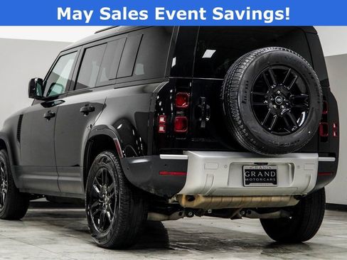 Used 2025 Land Rover Defender 110 S AWD/4WD image 11