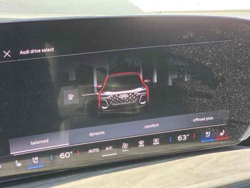 Used 2025 Audi Q5 Premium Plus w/ Premium Plus image 15