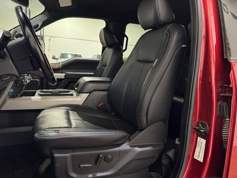 Used 2022 Ford F450 Lariat w/ Lariat Value Package AWD/4WD image 3