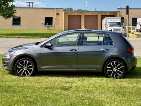 Used 2015 Volkswagen Golf S FWD image 4