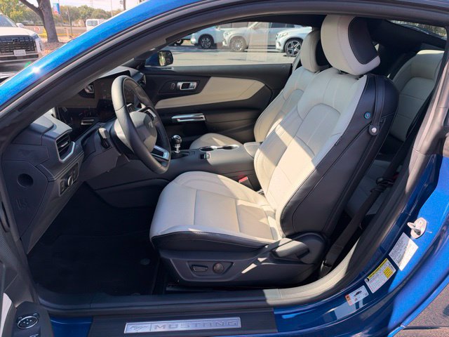 Used 2024 Ford Mustang GT Premium RWD image 13