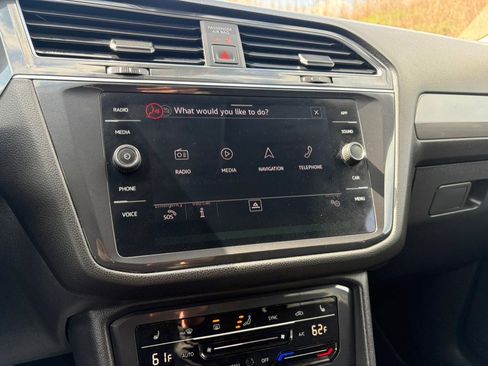 Used 2023 Volkswagen Tiguan SE image 30