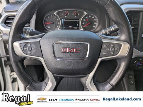 Used 2018 GMC Acadia SLT image 32