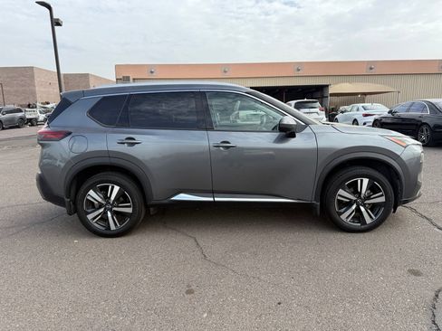 Certified 2022 Nissan Rogue SL FWD image 4