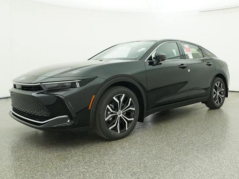 New 2026 Toyota Crown XLE image 6