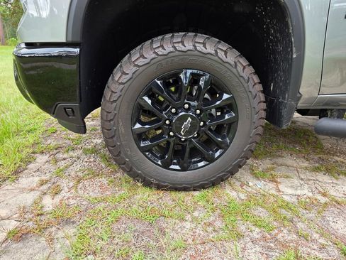 New 2026 Chevrolet Silverado 2500 LT w/ Trail Boss Package AWD/4WD image 9