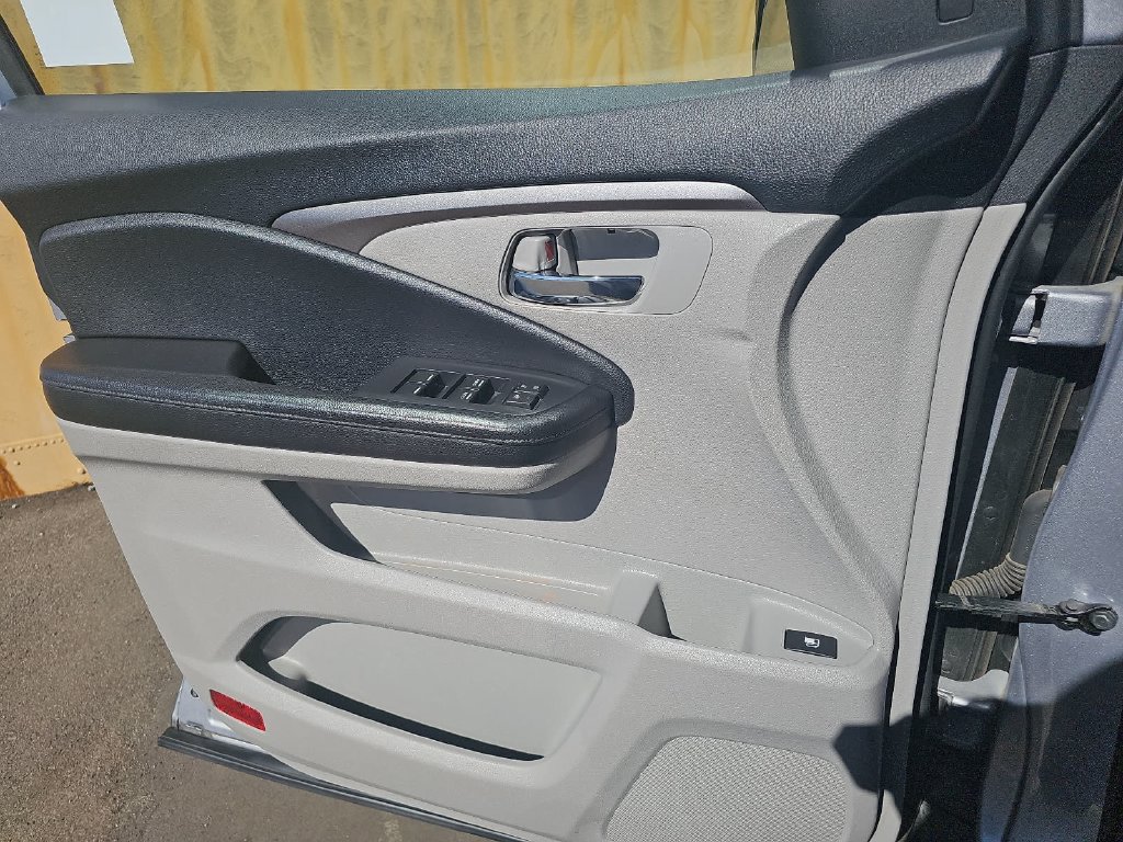 Used 2019 Honda Pilot EX image 28