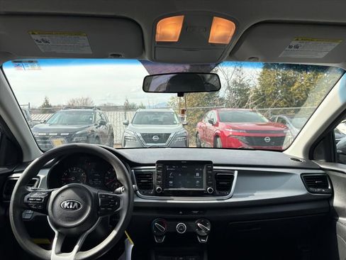 Used 2020 Kia Rio S image 7
