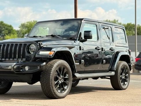Used 2021 Jeep Wrangler Unlimited Sahara AWD/4WD image 41