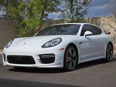 Used 2014 Porsche Panamera AWD/4WD image 5