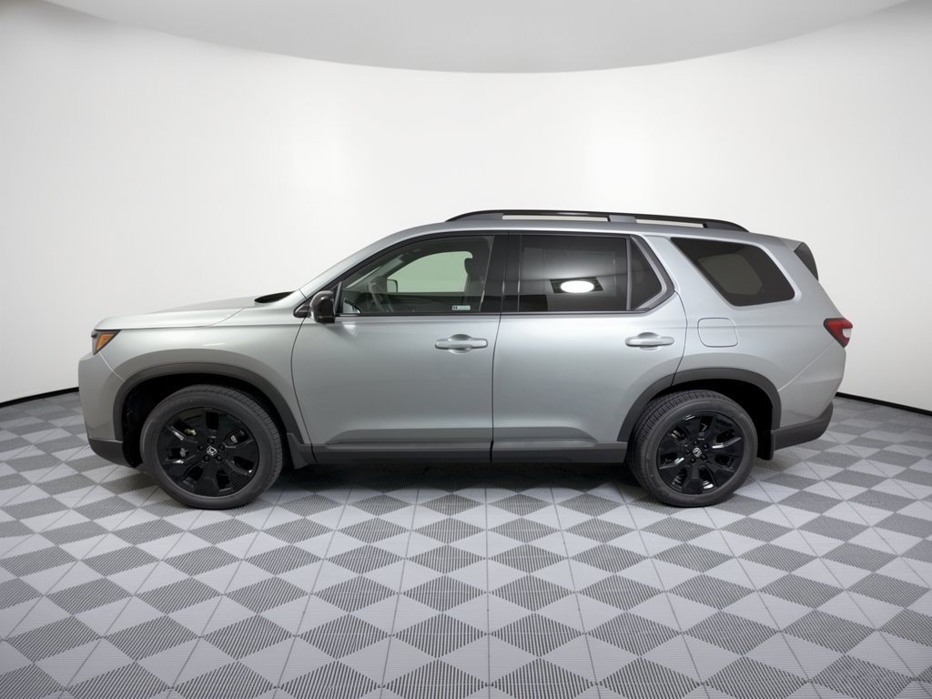 New 2026 Honda Pilot Black Edition image 2