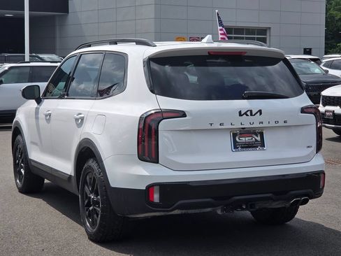 Used 2025 Kia Telluride AWD image 6