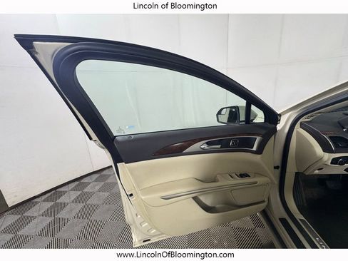 Used 2015 Lincoln MKZ AWD w/ Equipment Group 101A Select image 17