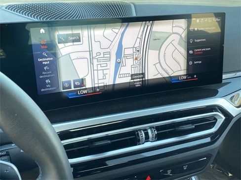 Certified 2024 BMW 330e w/ Premium Package image 29