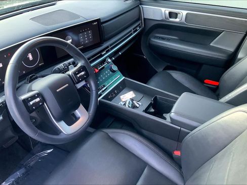 Used 2024 Hyundai Santa Fe Limited FWD image 16
