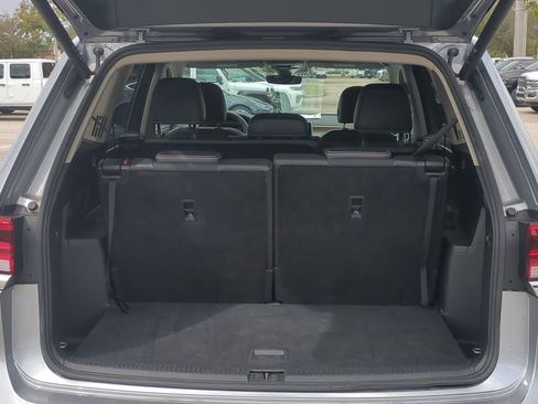 Used 2024 Volkswagen Atlas SE image 14