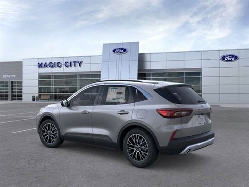 New 2026 Ford Escape SE image 4