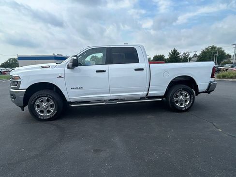 Used 2025 RAM 2500 Big Horn AWD/4WD image 2